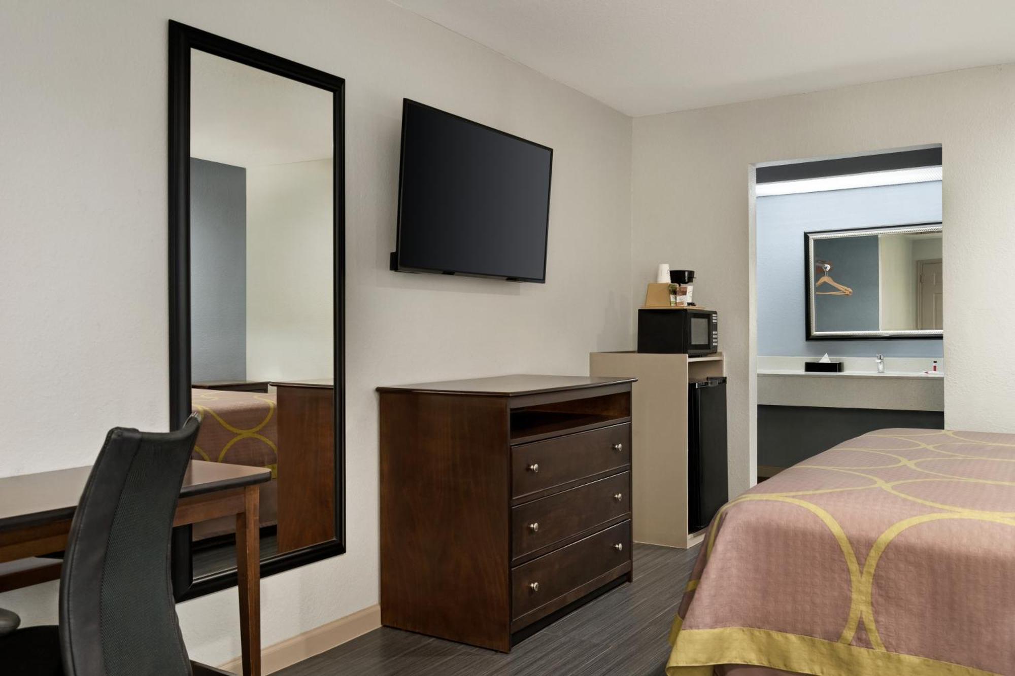 Crystal Inn By Oyo Northeast Houston I-610 エクステリア 写真